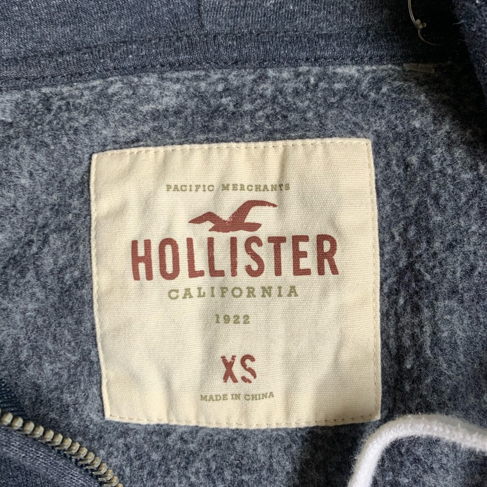 Hollister Zipper Up - Picture 3 of 4